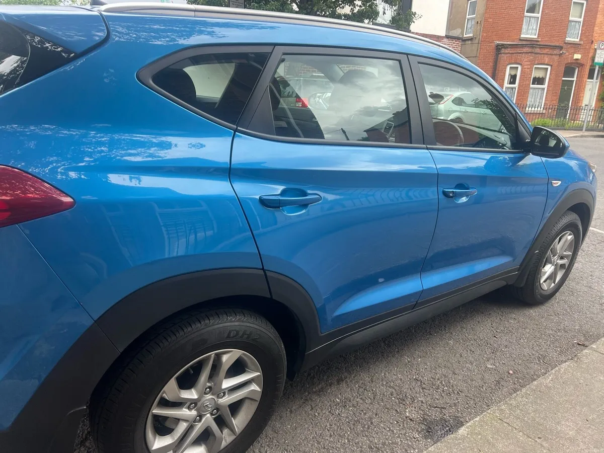 Hyundai Tucson petrol - Image 5
