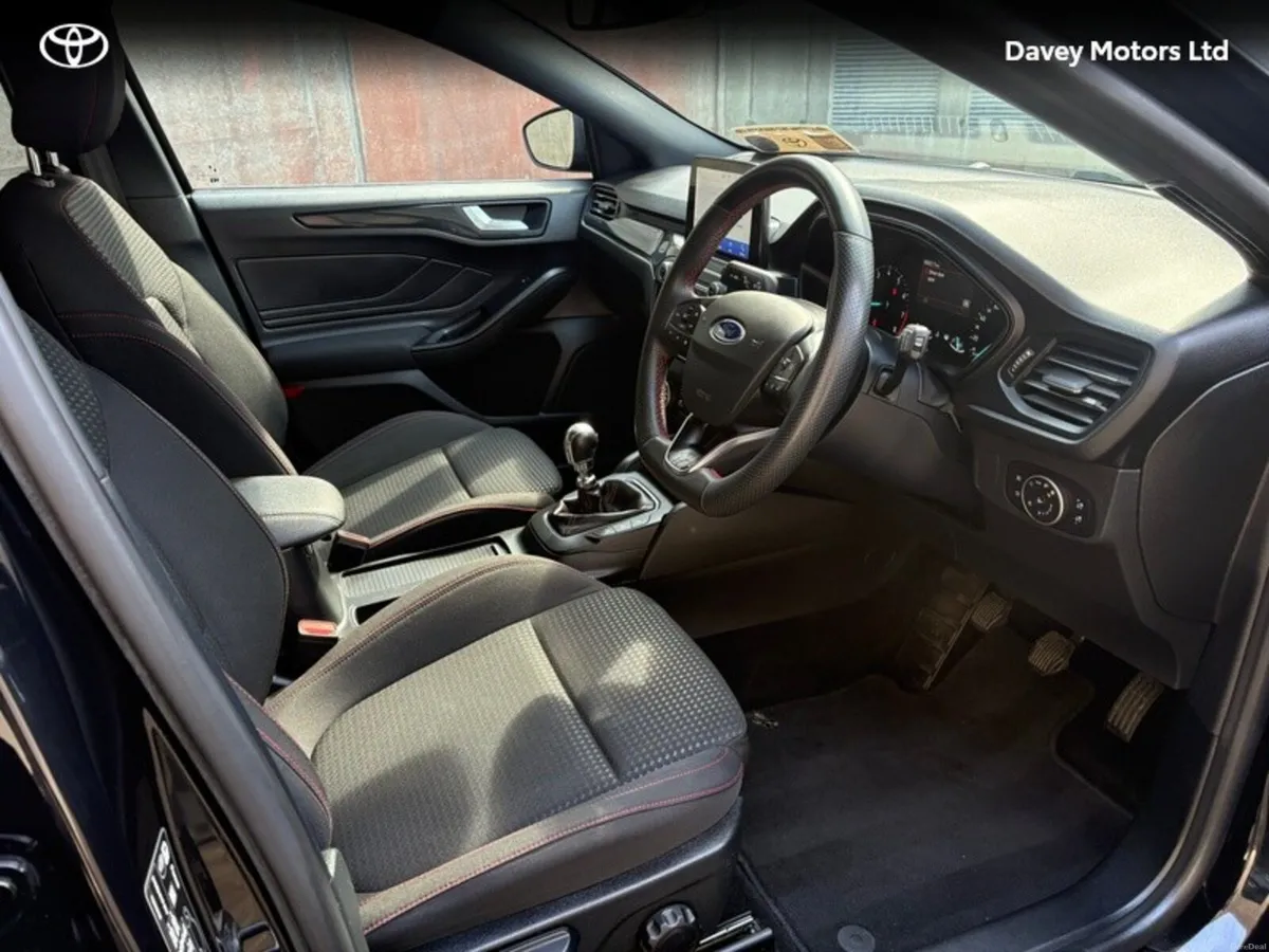 Ford Focus ST-LINE EDITION 5DR 1.0T1 1.0T125 MHE - Image 5
