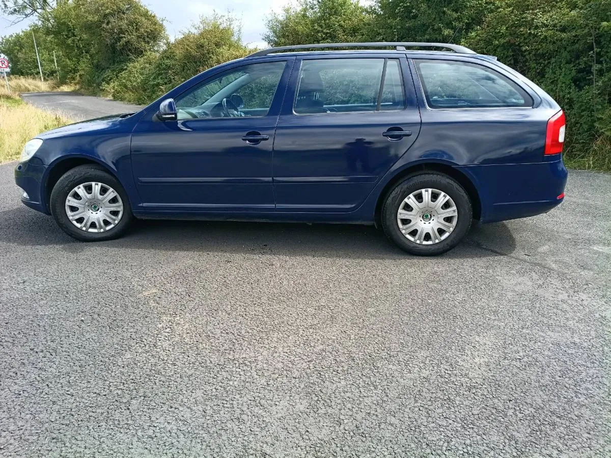 2012 Skoda Octivia Estate 1.6crdi - Image 4