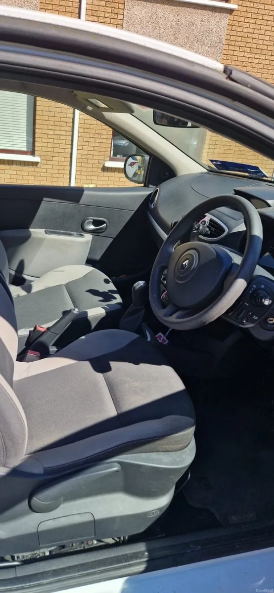 Renault Clio 2012 Fresh NCT and Taxed - Image 5