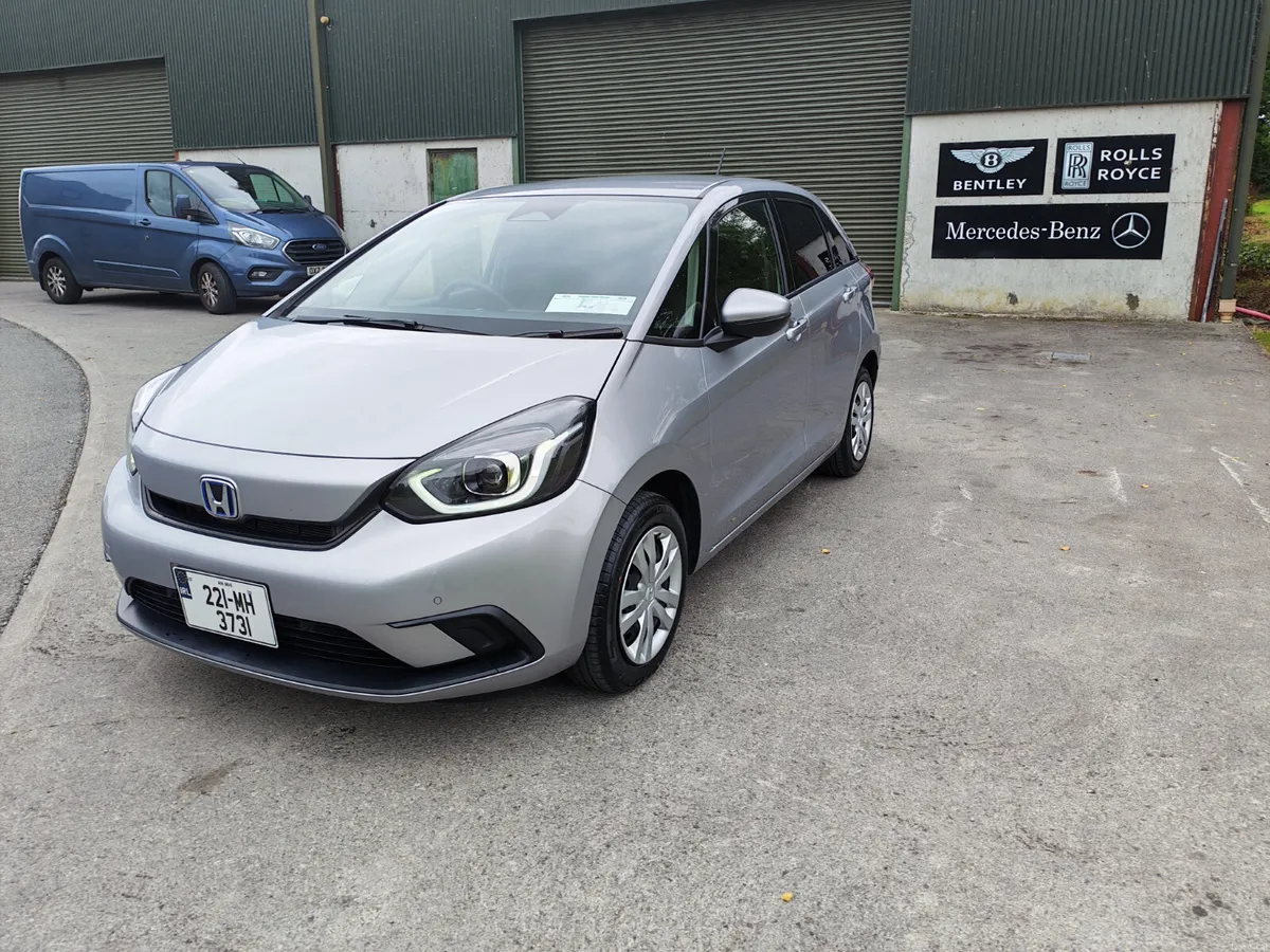 HONDA FIT/221/HYBRID/AUTO/ANDROID RADIO/R.CAMERA - Image 3