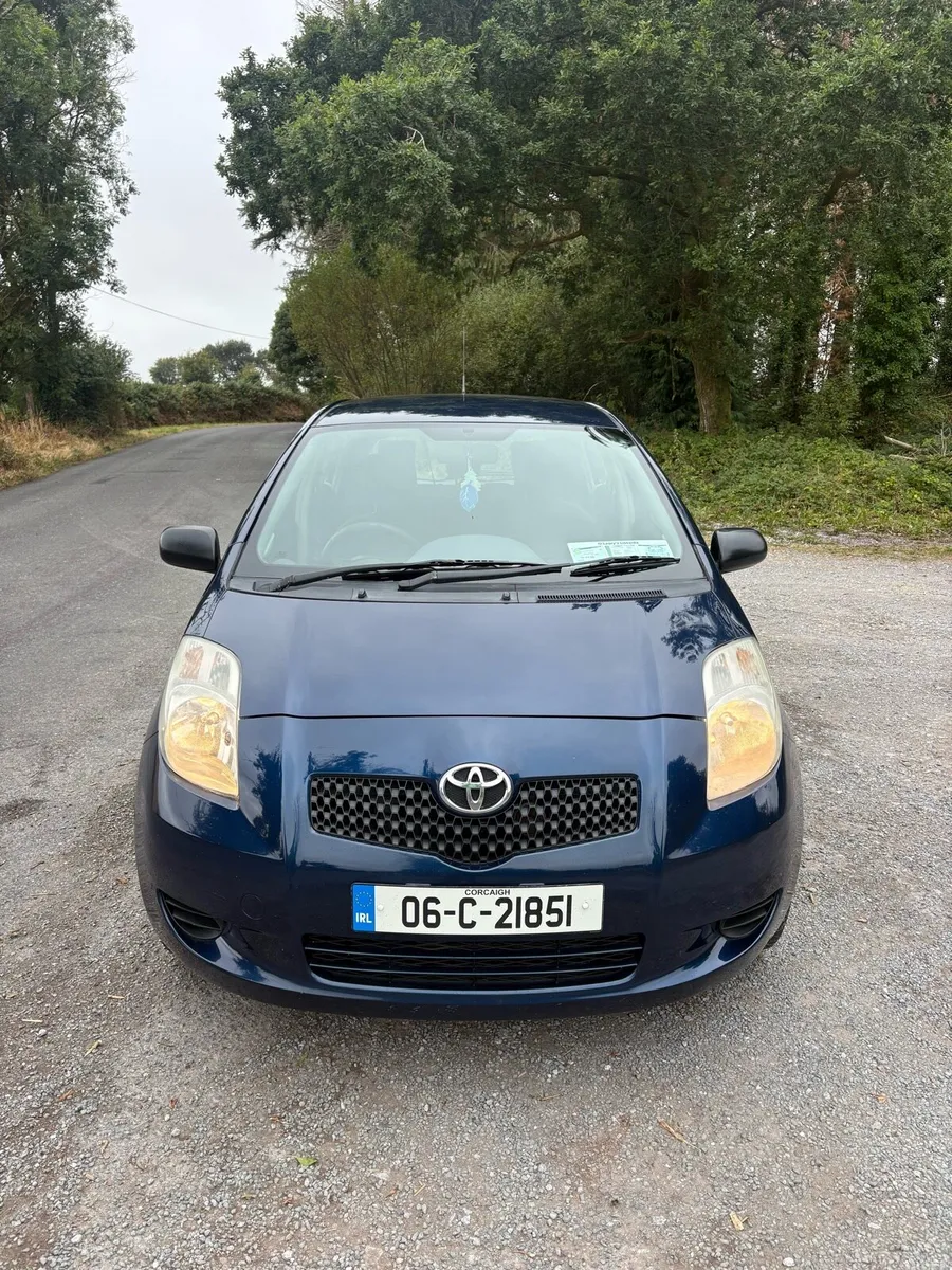 2006 Toyota Yaris - Image 2