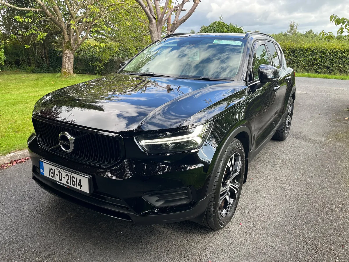 Volvo XC40 2019 2.0D Auto - Image 2