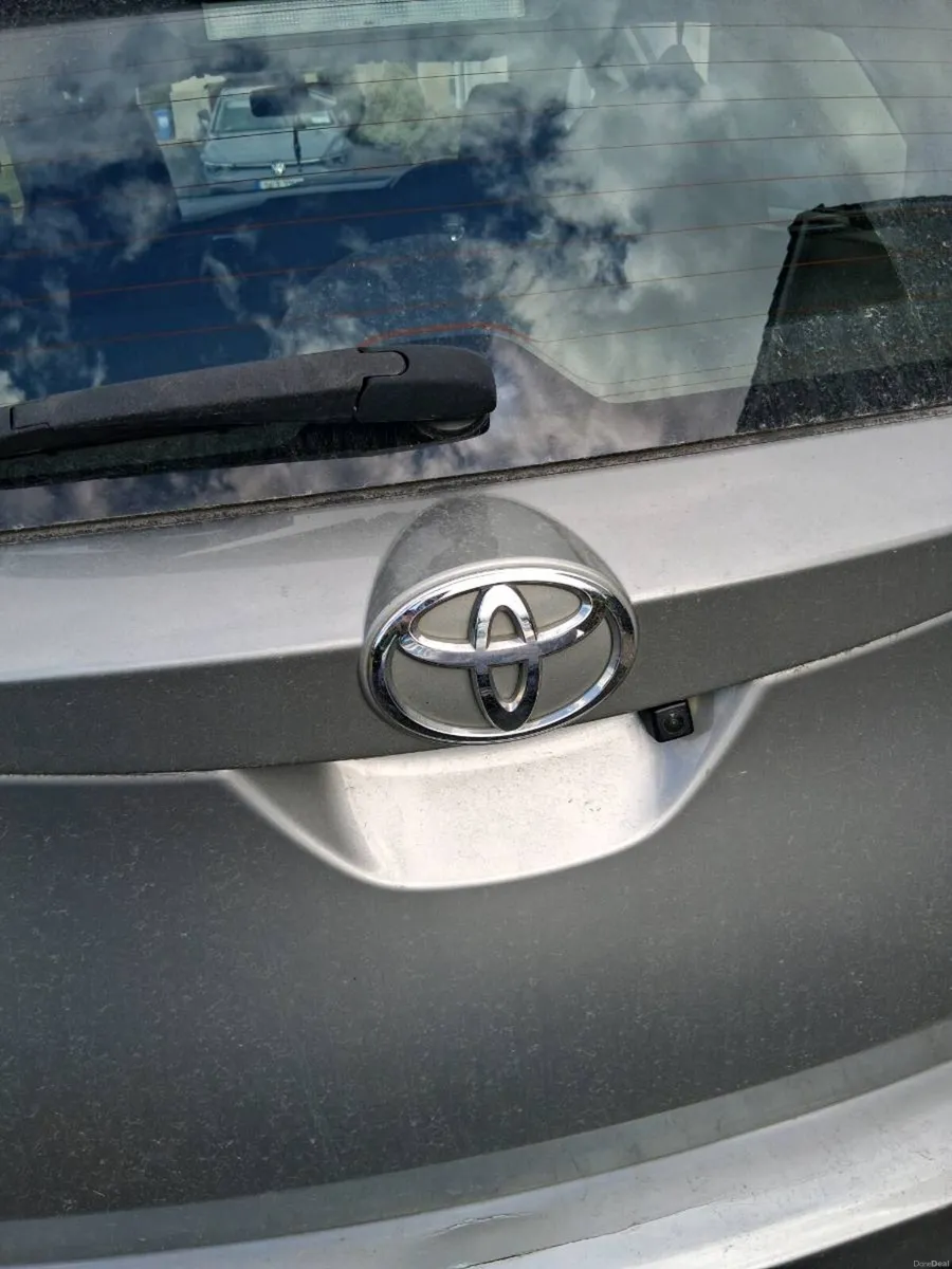 New Shape 2012 Toyota Auris D4D 1.4 diesel - Image 5