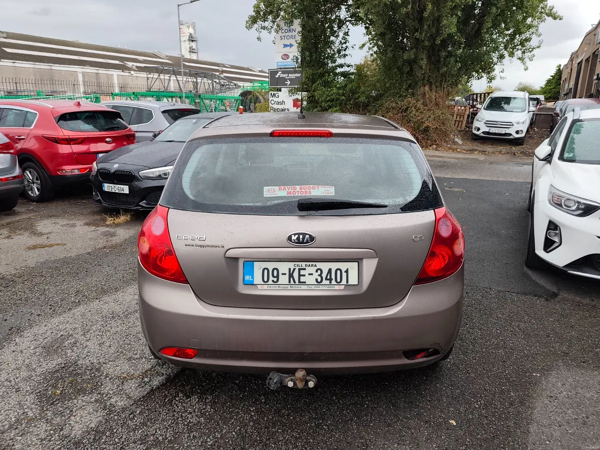 Kia Ceed 2009 - Image 5
