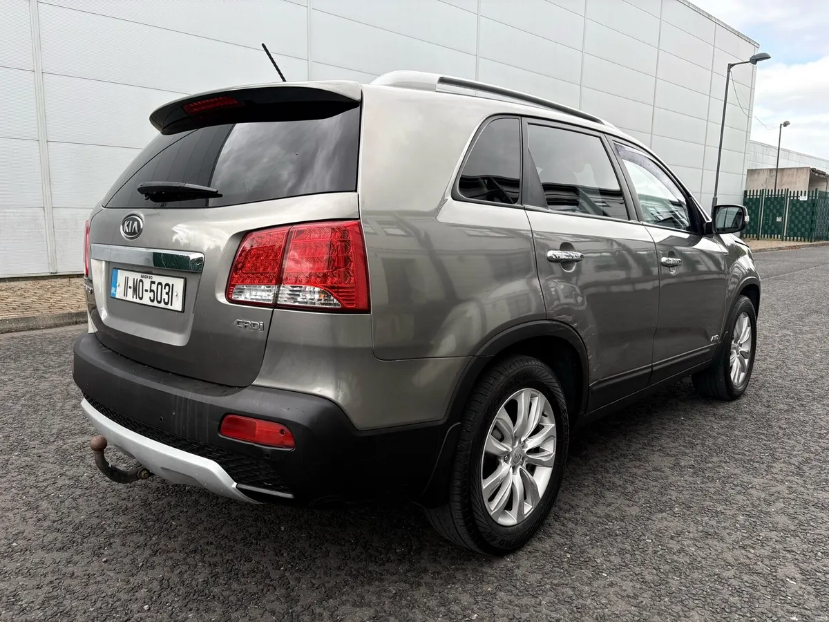 2011 Kia Sorento 2.2 Diesel Left Hand Drive LHD - Image 3