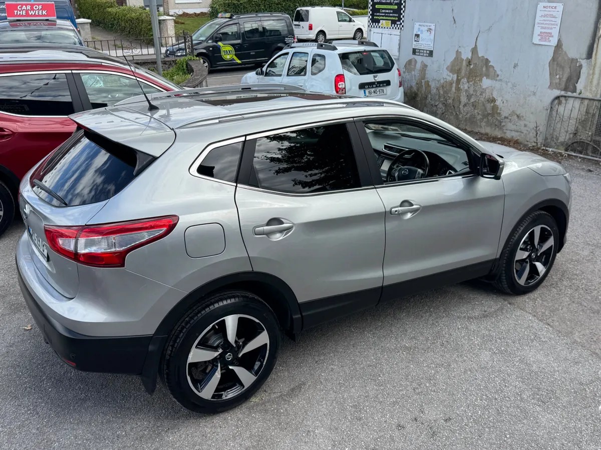 Nissan Qashqai Automatic high spec - Image 6