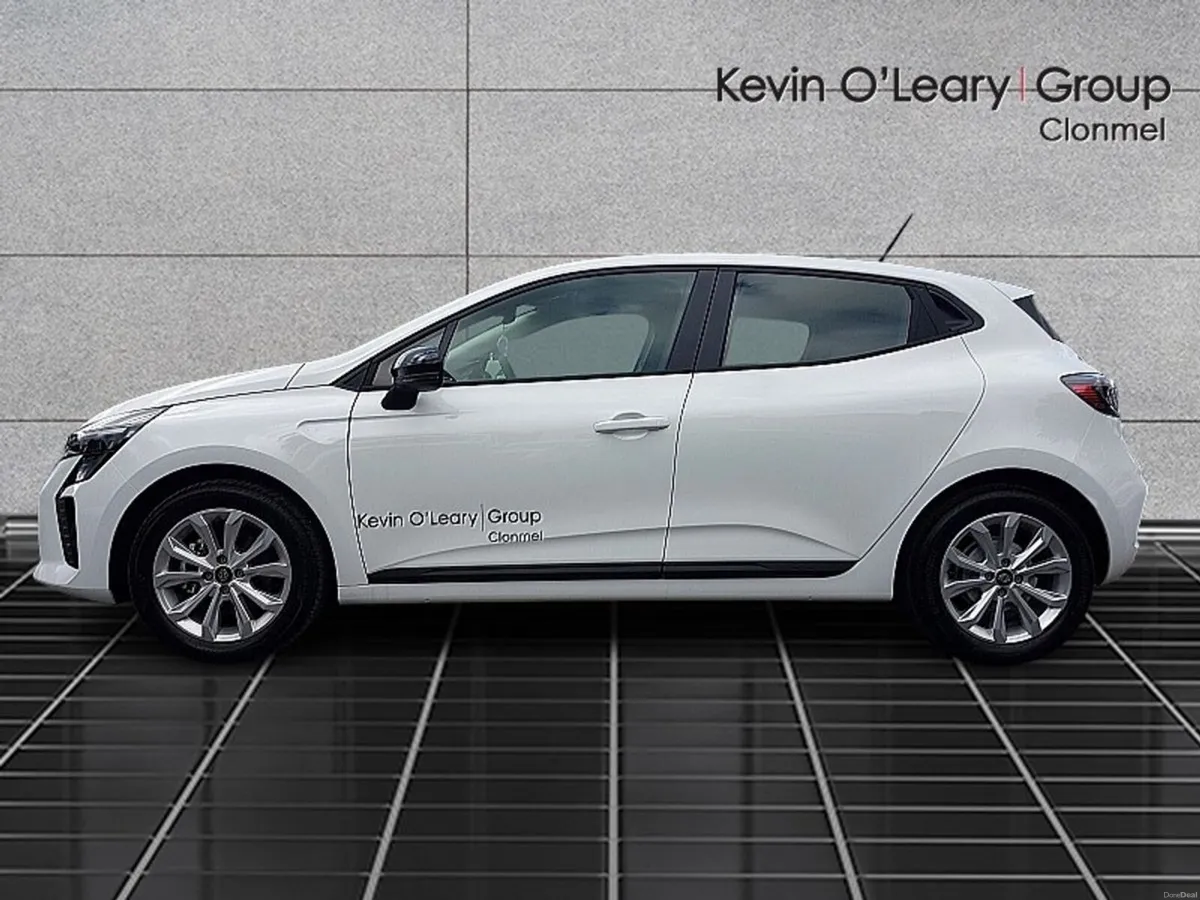 Renault Clio Evolution E-TECH Hybrid 145 Auto - Image 6