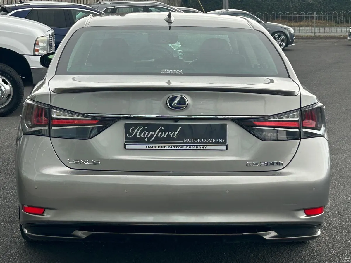 Lexus GS 300h Executive Salloon-NCT till May 2028 - Image 5