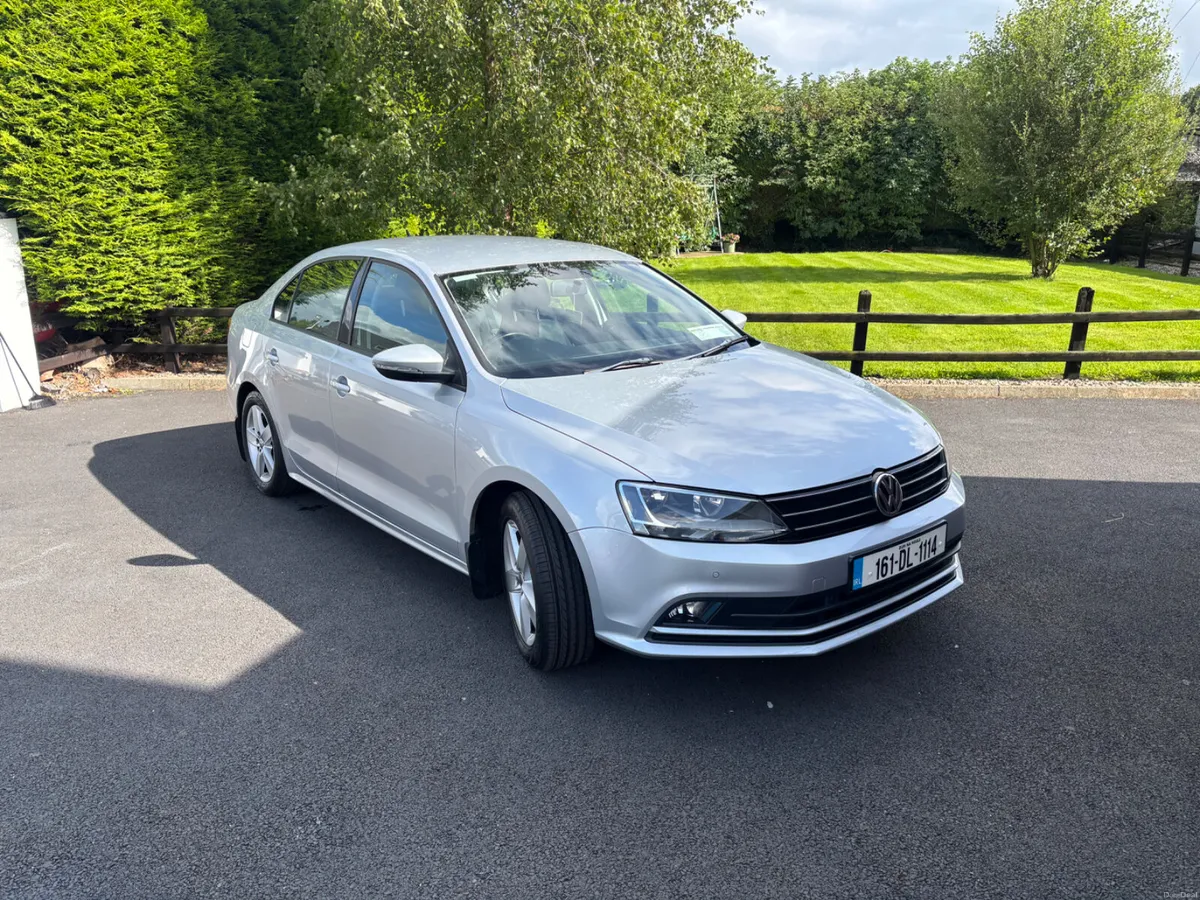 Volkswagen Jetta 2016 2.0 L DIESEL - Image 1