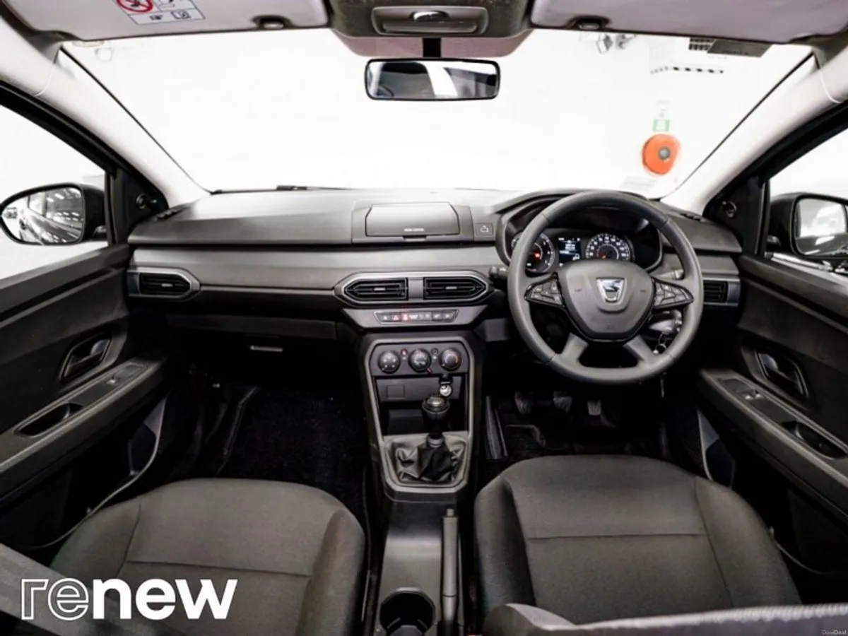 Dacia Jogger TCe 110 Essential - Image 2
