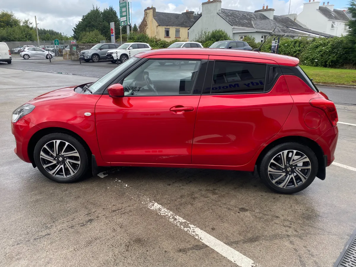 Suzuki Swift 1.2 Mild Hybrid SZ-L MT - Image 6
