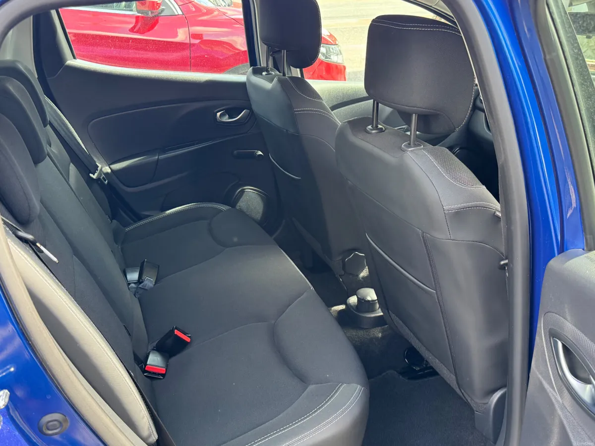 Renault Clio ,Ideal starter car - Image 3