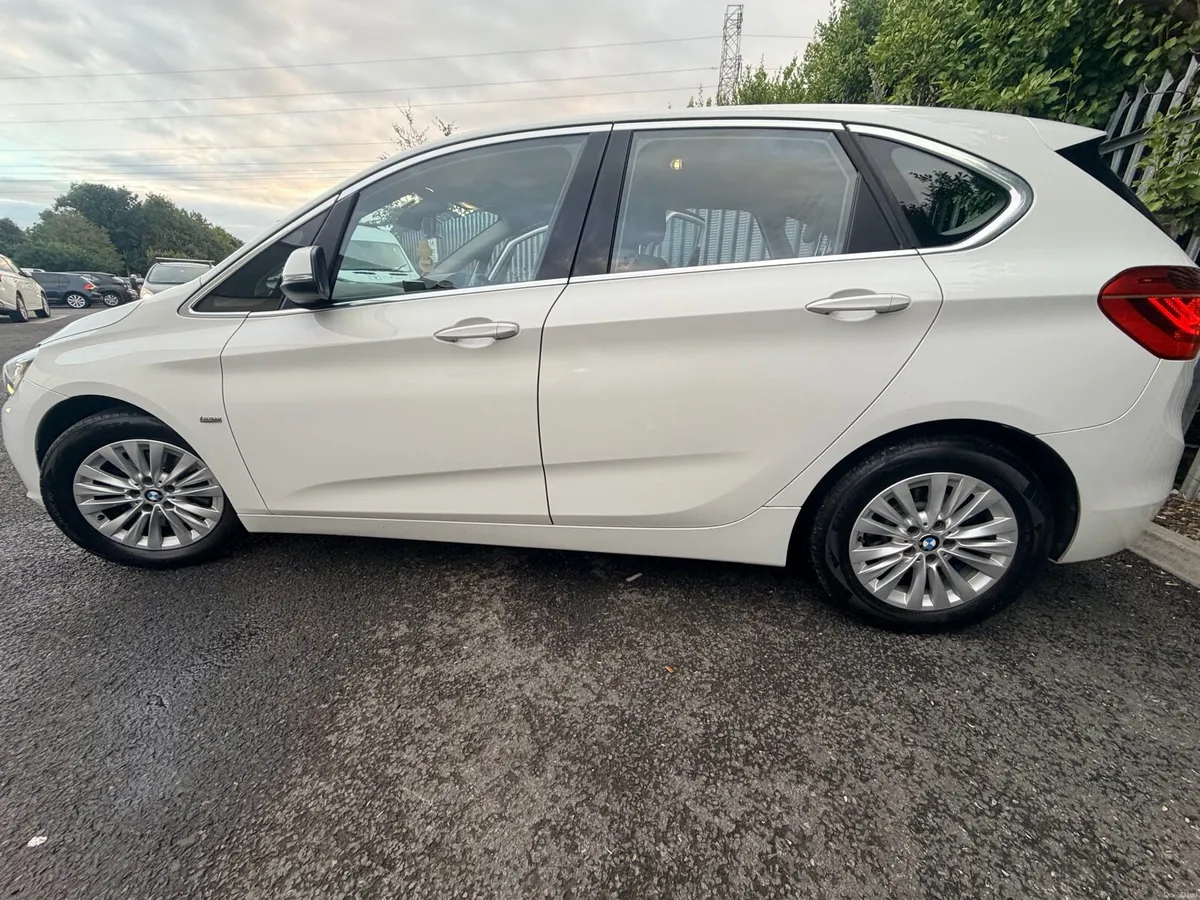 BMW 218i 2016 AUTOMATIC - Image 3
