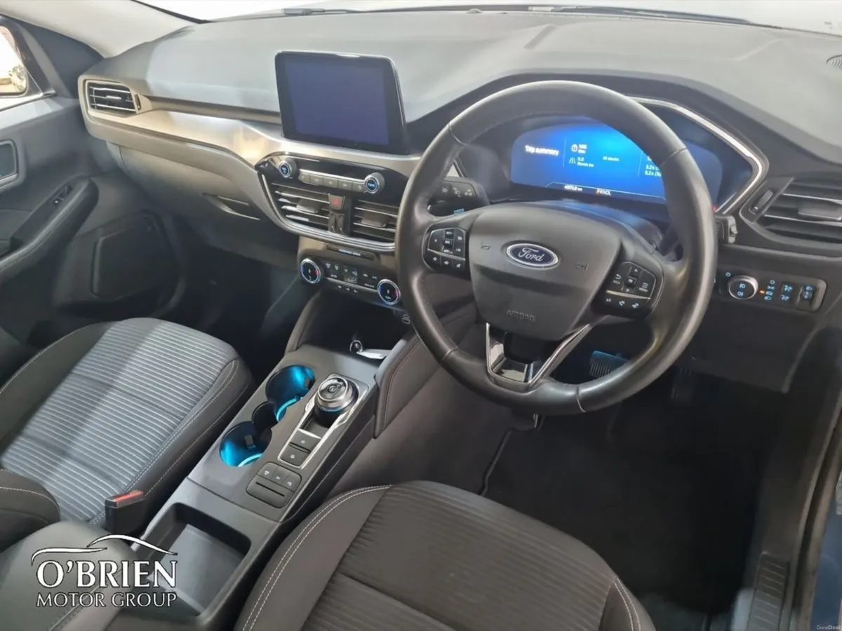 Ford Kuga 2.5 Duratec 225PS PHEV Titanium Auto - Image 6