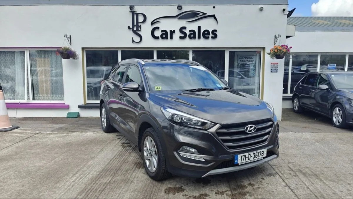 Hyundai Tucson 1.7D Executive 2WD - Image 1