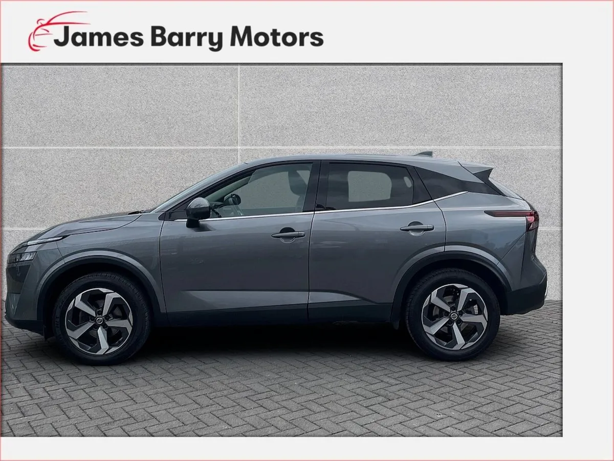 Nissan Qashqai 1.3 PET MILD HYBRID SV PREMIUM - Image 3