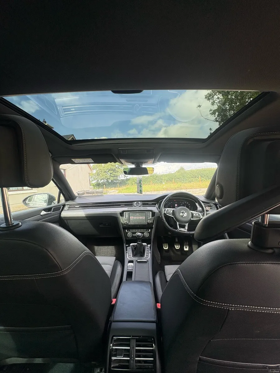 Vw Passat R line 190hp - Image 2