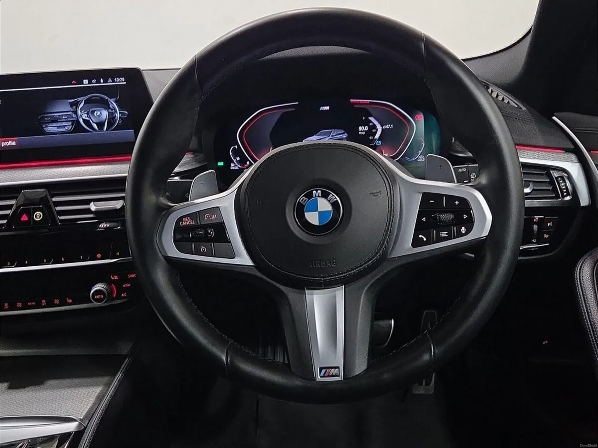 BMW 5-Series 520d M Sport Touring - Image 5