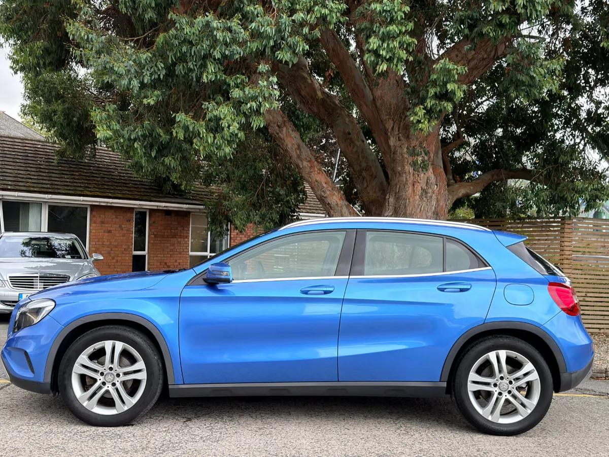 2016 Mercedes-Benz GLA 180..LOW MIILES..BLUETOOTH - Image 3
