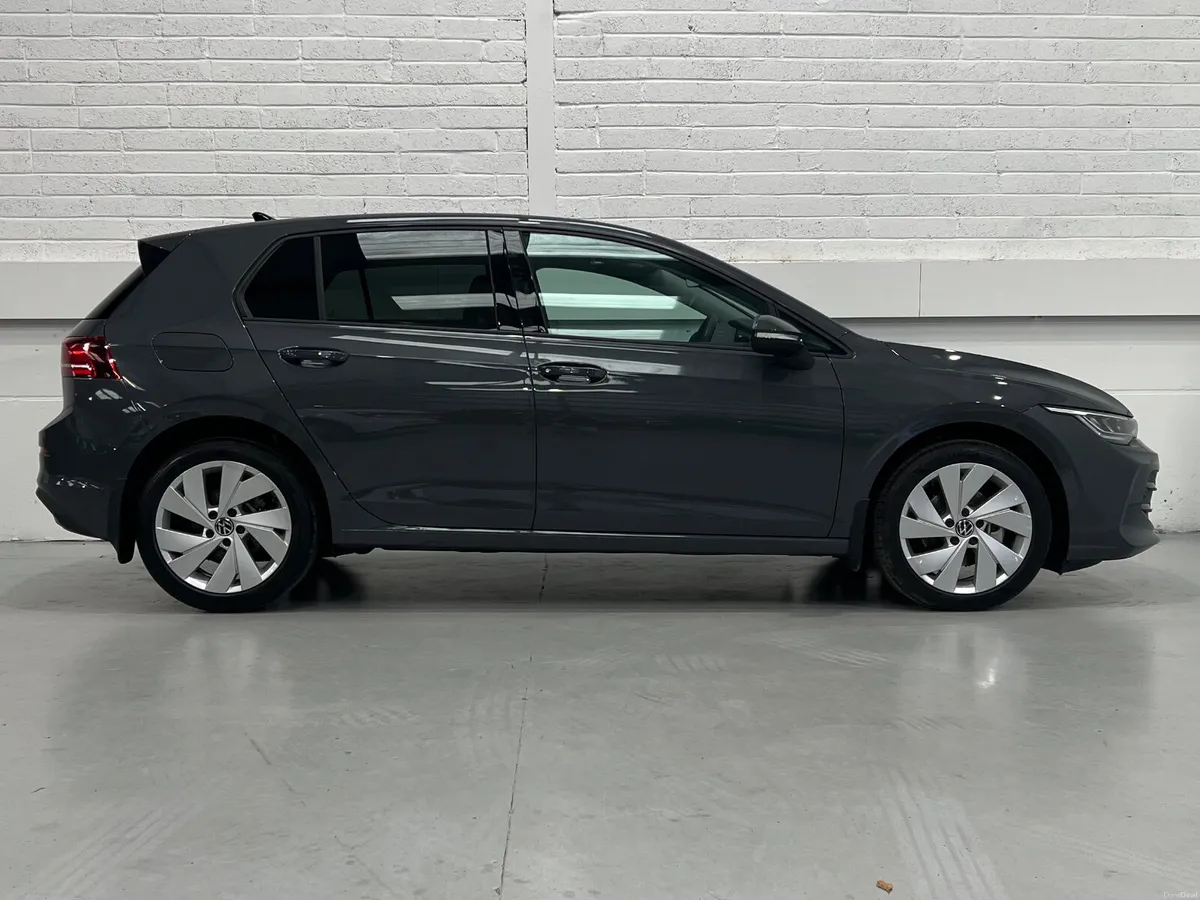 Volkswagen Golf Match 2.0TDI 115bhp 6 Speed Manual - Image 5
