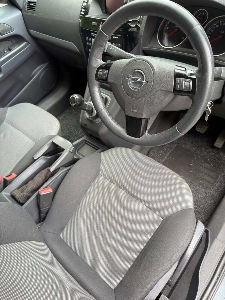 Opel Zafira - Image 5