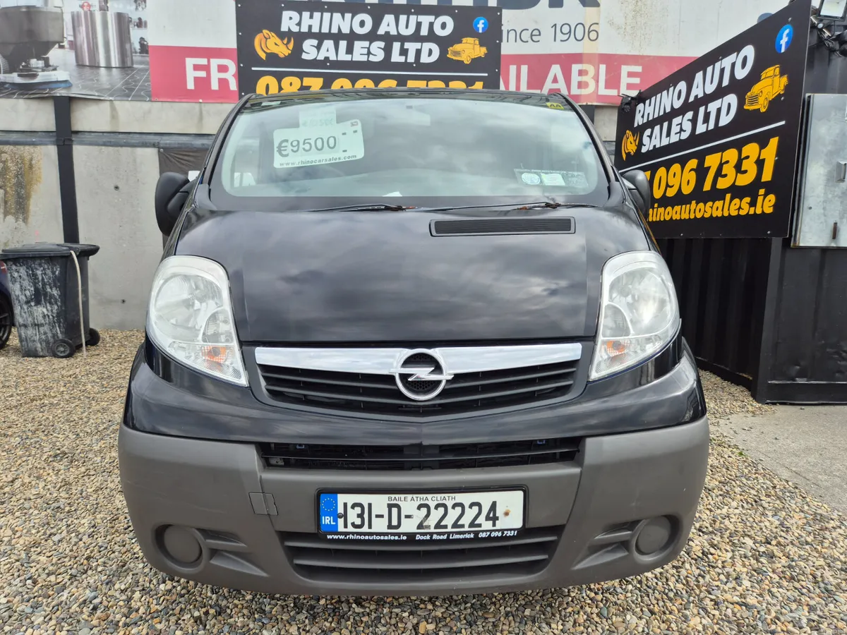 🦏 Opel Vivaro 2013 AUTO 9 seater. NEW NCT 🦏 - Image 4