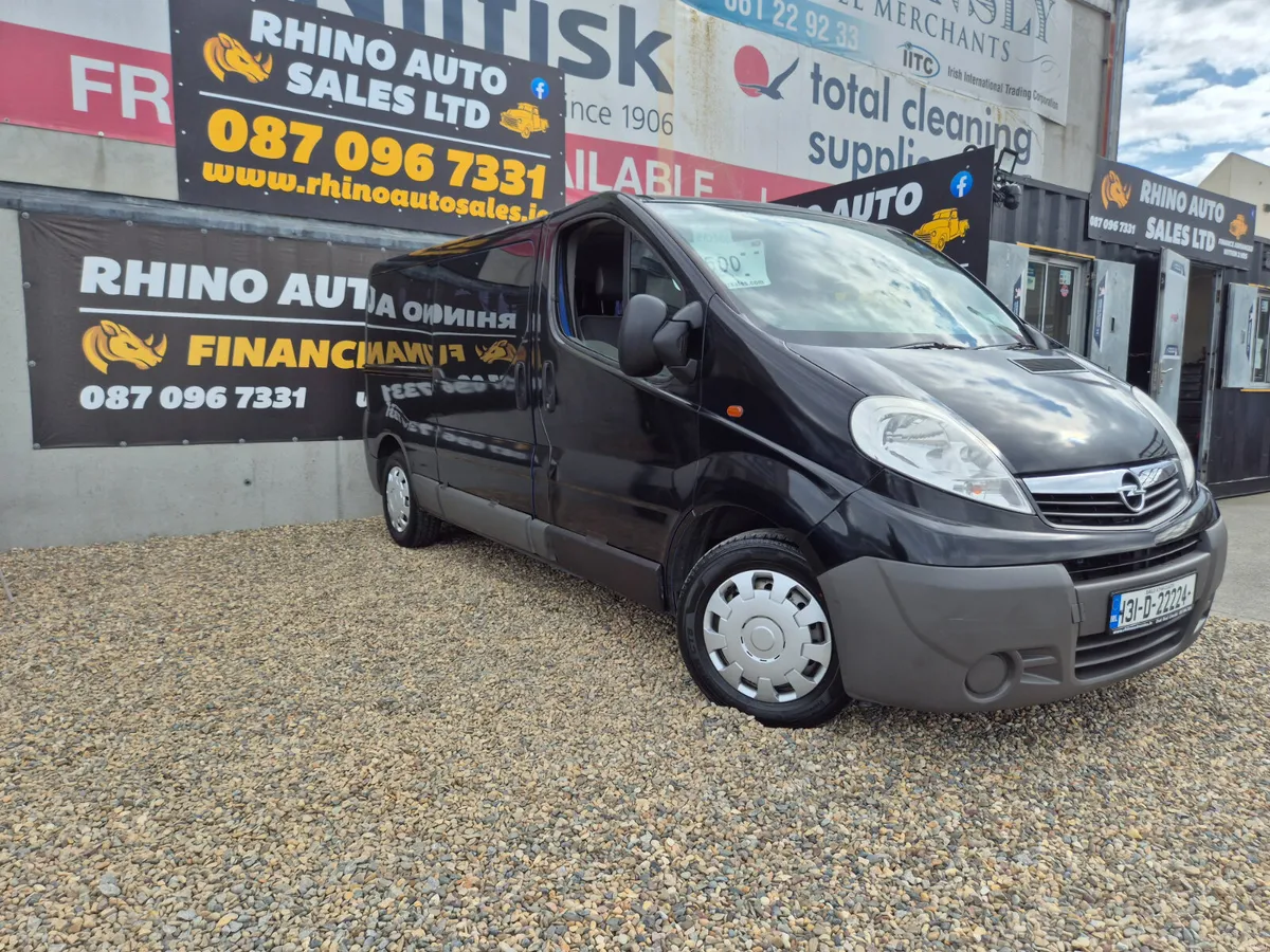🦏 Opel Vivaro 2013 AUTO 9 seater. NEW NCT 🦏 - Image 6