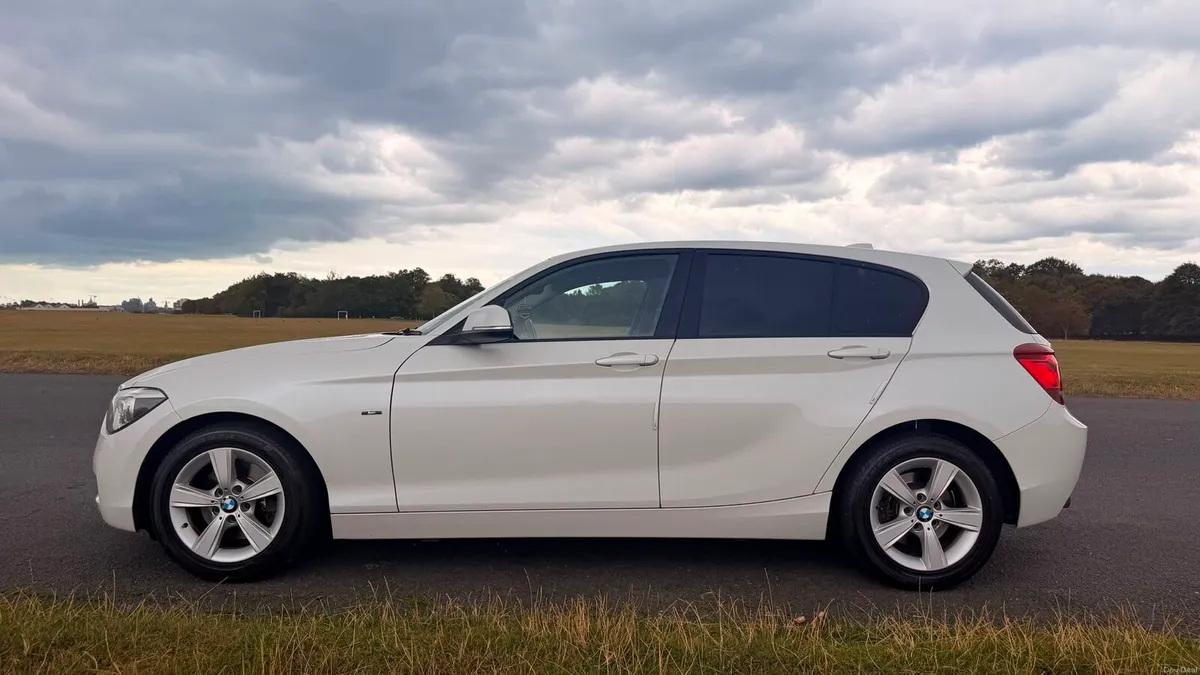BMW 116i 2013 Automatic - Image 2
