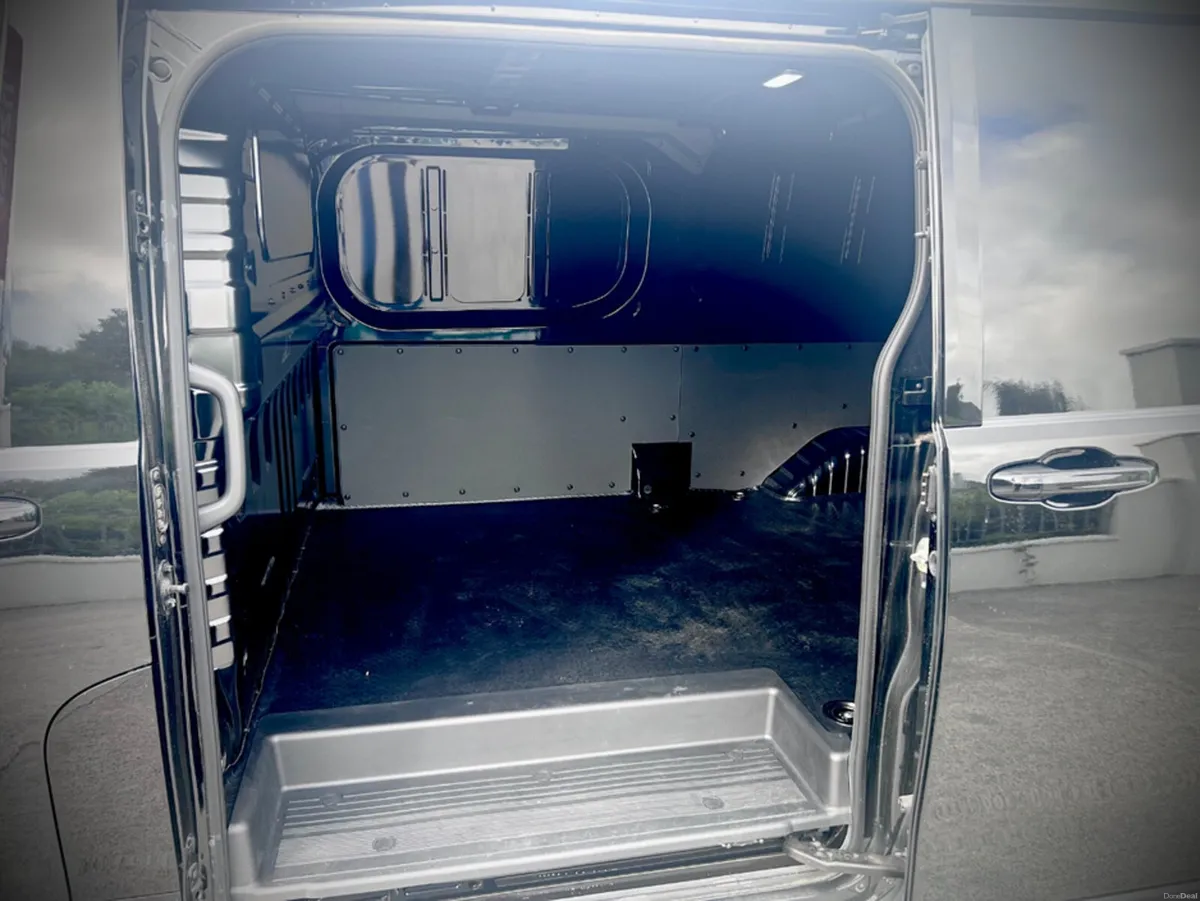 Maxus Other L1H2 IN METALLIC BLACK €7,600 SEAI GRA - Image 5