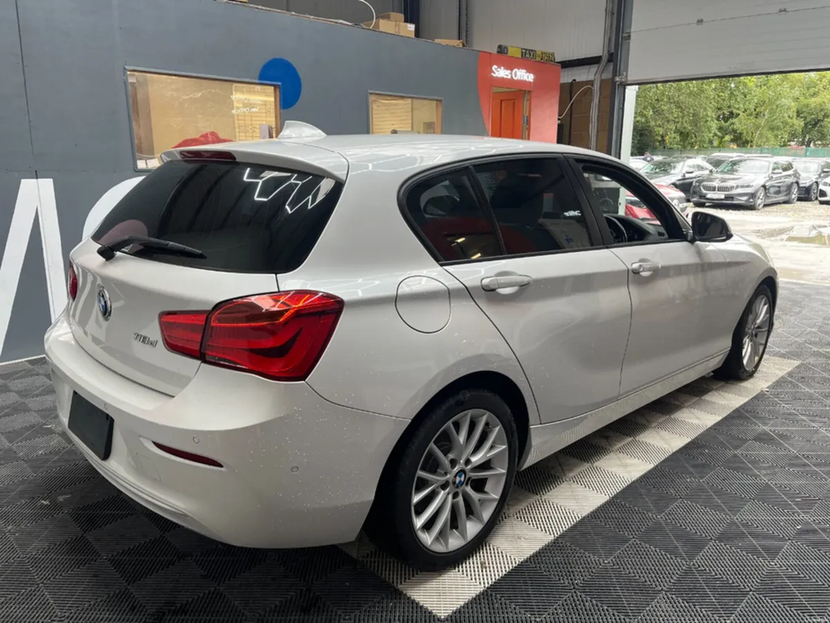 BMW 1-Series 2019 BMW 118D 1 SERIES AUTOMATIC 2.0 - Image 3