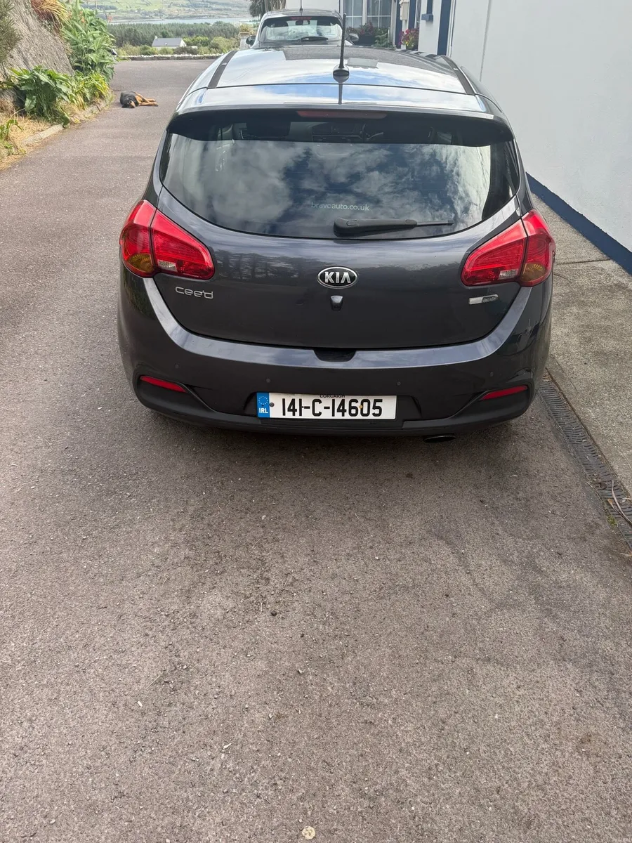 141 Kia Ceed 3ecodynamic 1.6 Petrol - Image 2