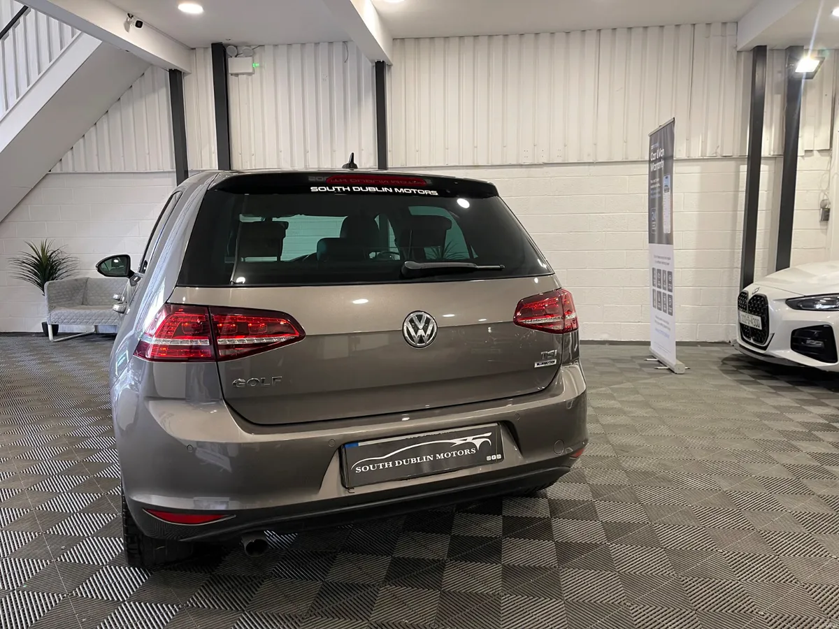 Volkswagen Golf 2017 High-line Cream Leather seat - Image 5