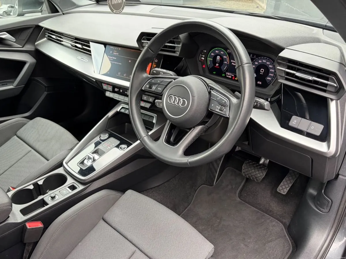 Audi A3 SPORT TFSI-E SPORTBACK - Image 2