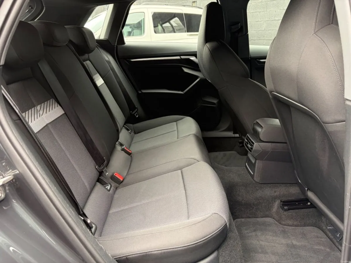 Audi A3 SPORT TFSI-E SPORTBACK - Image 6