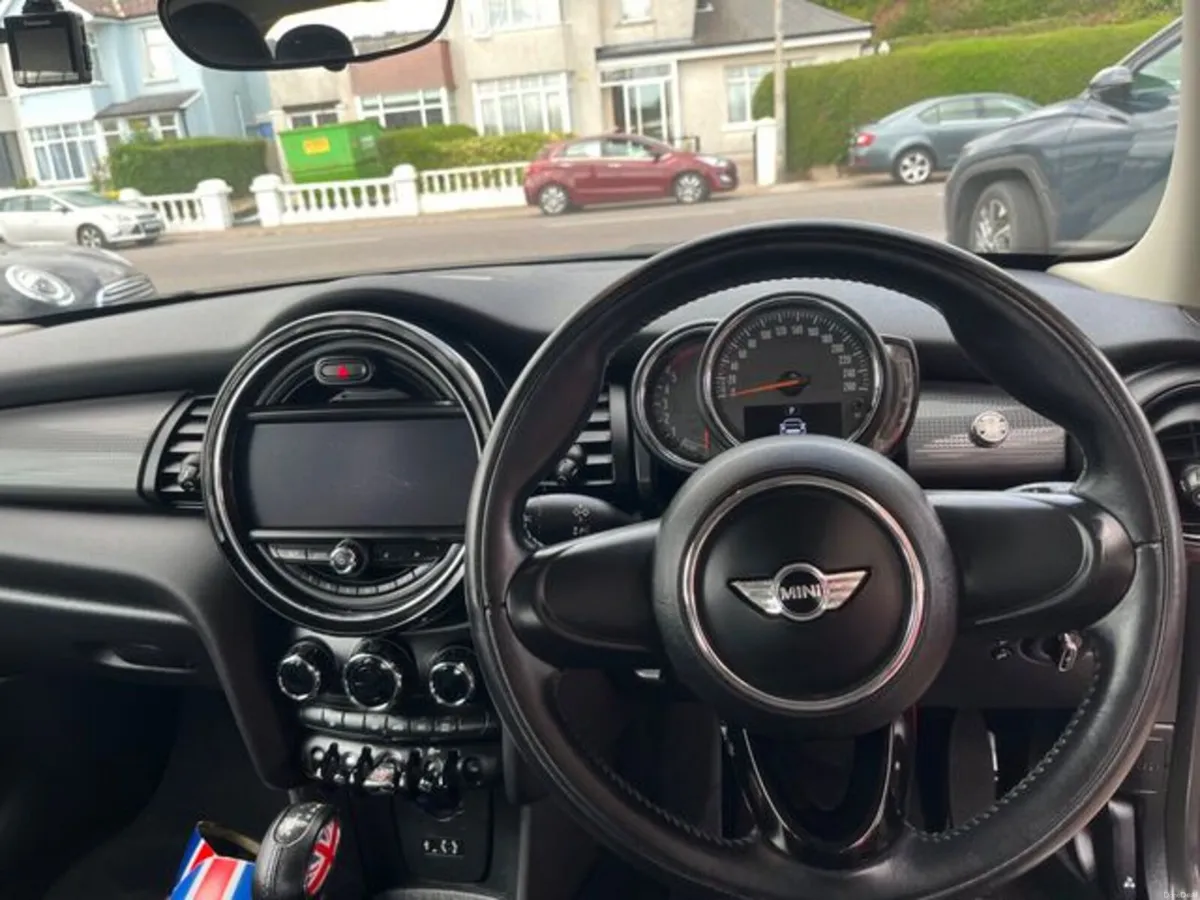 Mini Cooper 1.5 diesel - Image 6