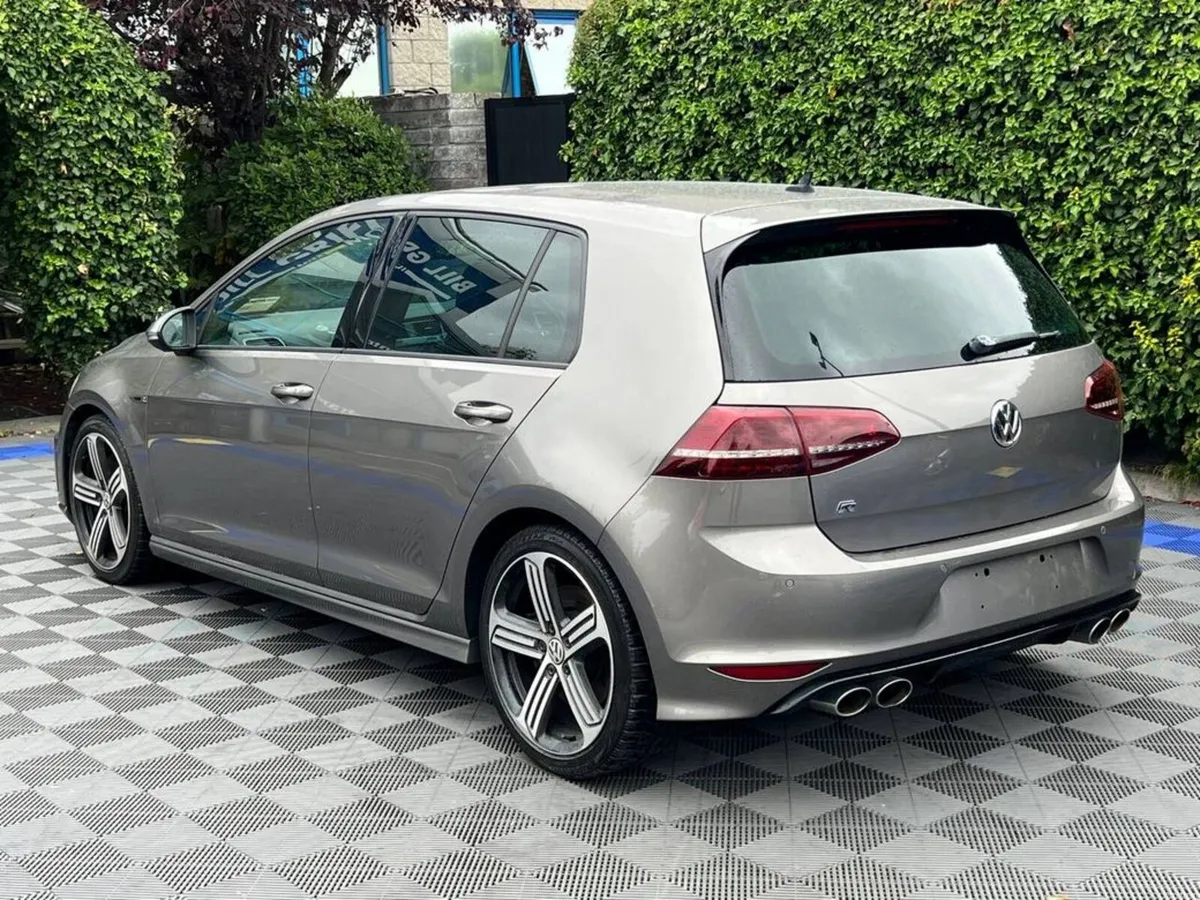 Volkswagen Golf R 4MOTION 2.0 TSI AUTO // SERVICE - Image 5
