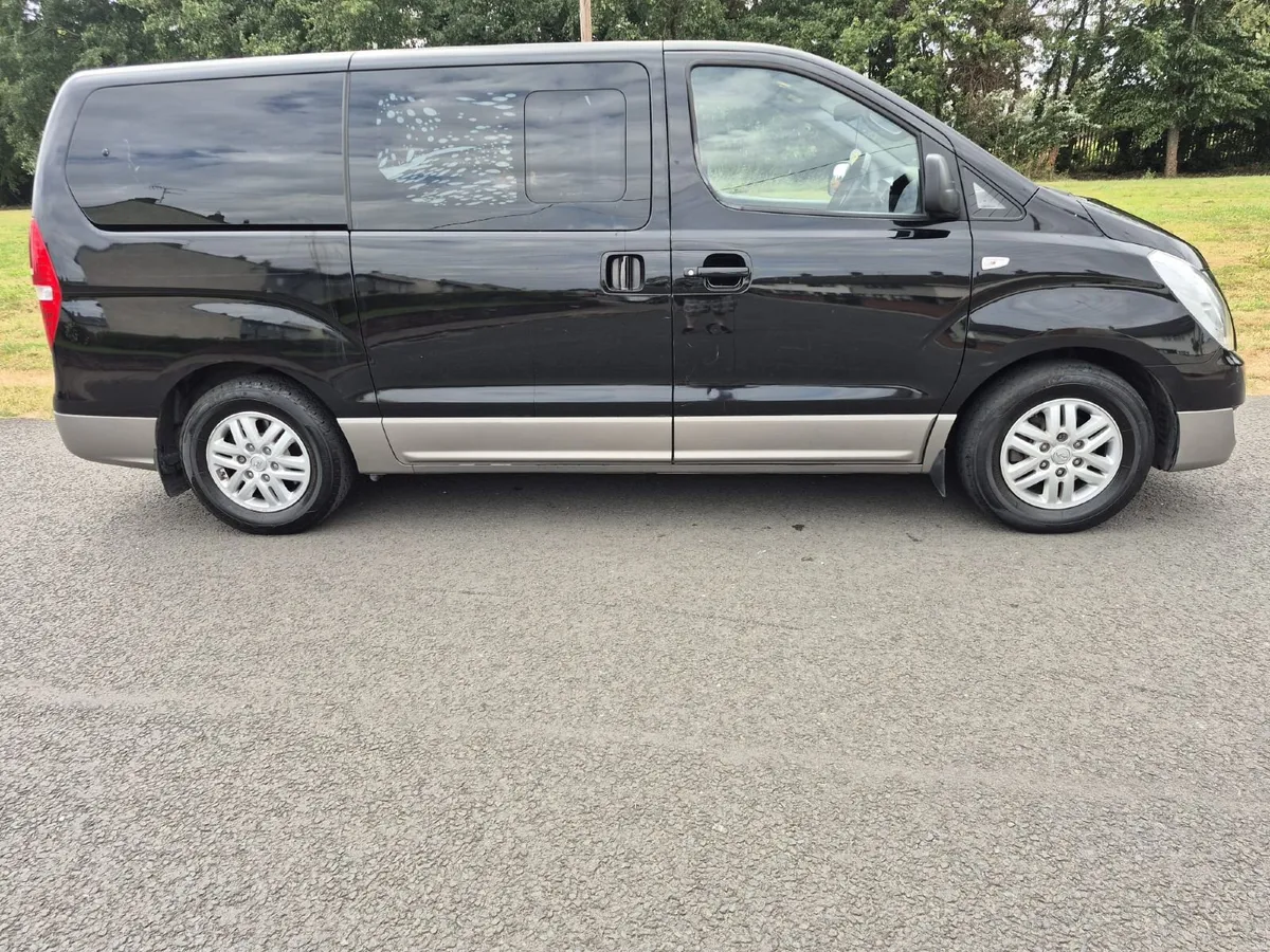 Hyundai i800 2017 - Image 1
