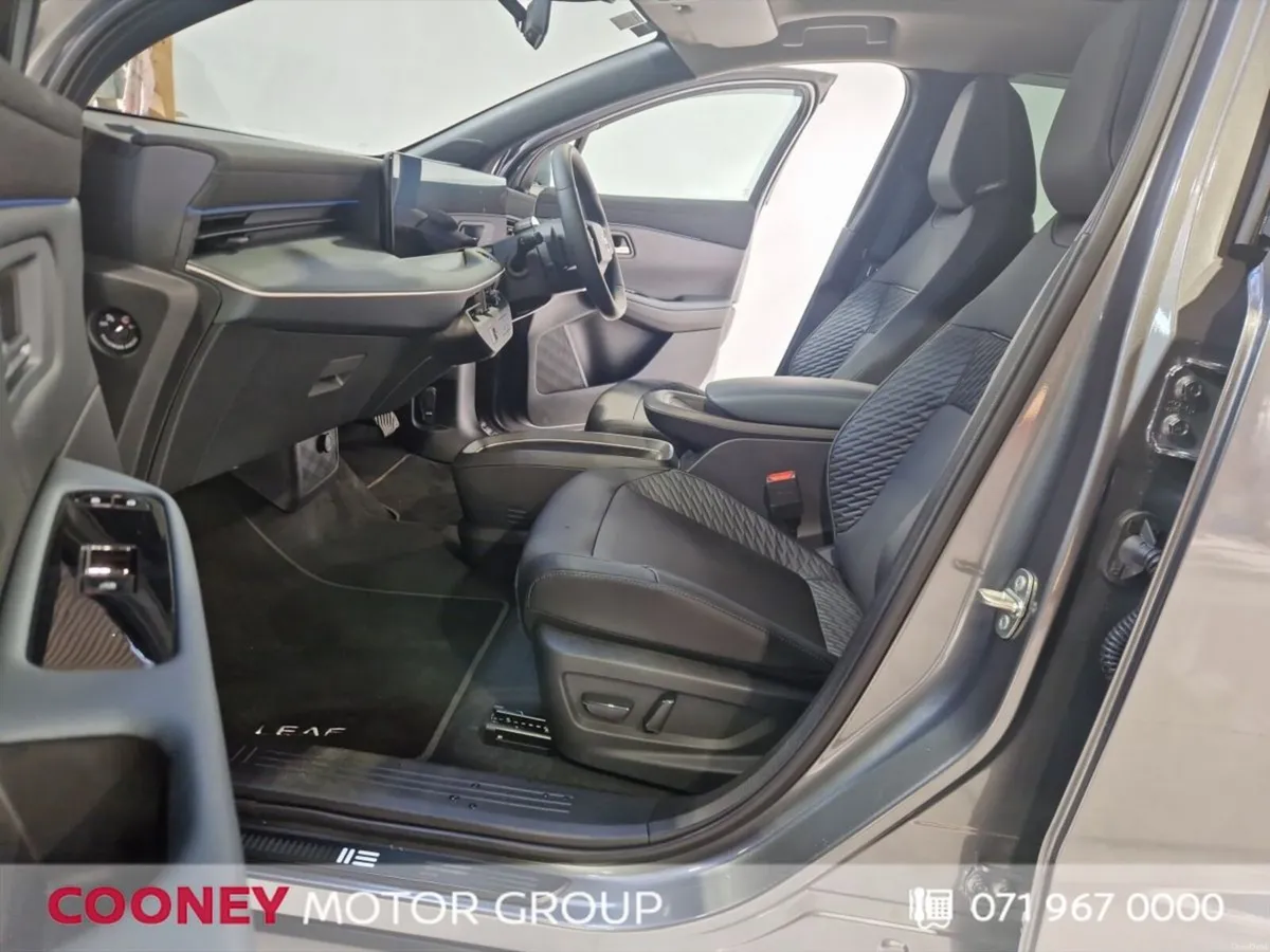 Nissan Leaf LEAF 52 kWh EVOLVE "FULLY LOADED DEMO - Image 6