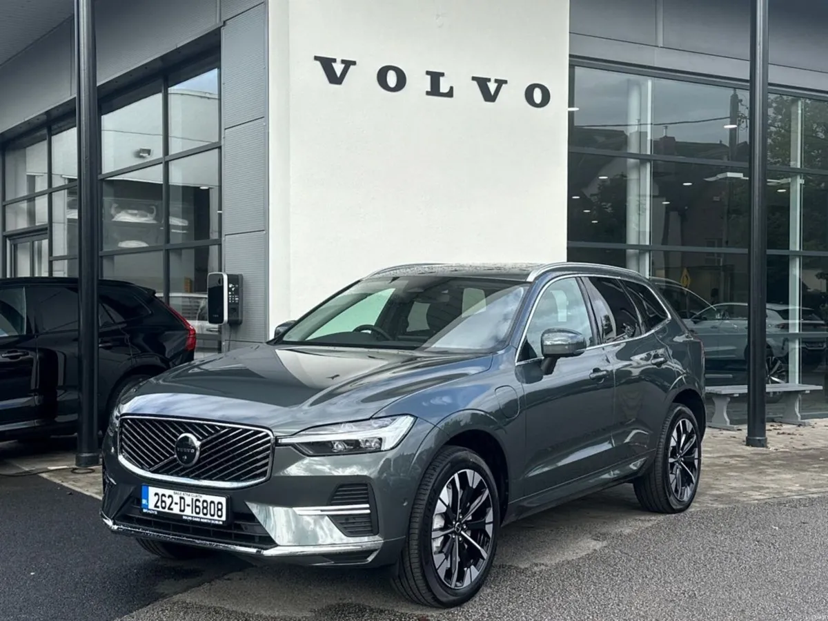 Volvo XC60 XC60 T6 Plus Bright AWD PHEV--Panoramic - Image 1
