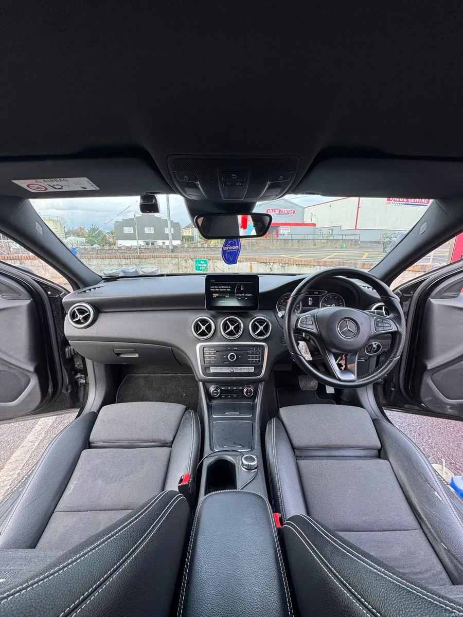 181 Mercedes Benz A class Black - Image 3