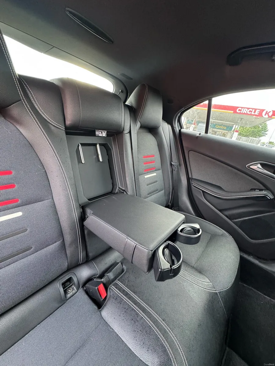 181 Mercedes Benz A class Black - Image 5