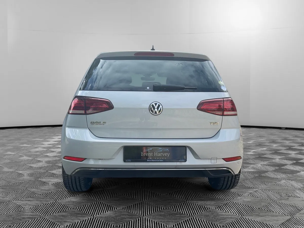 VW GOLF 2017 DSG *PEARL* - Image 4