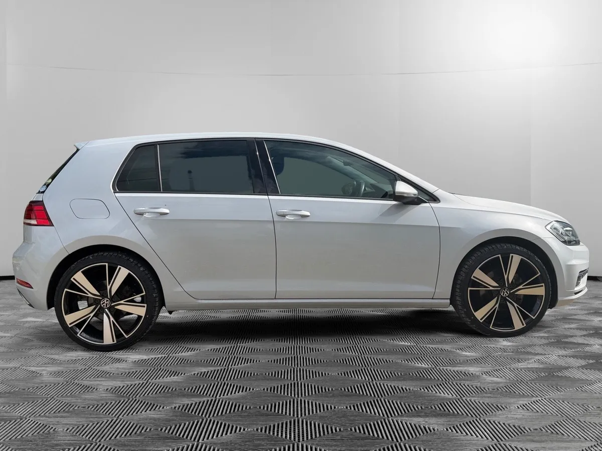 VW GOLF 2017 DSG *PEARL* - Image 6