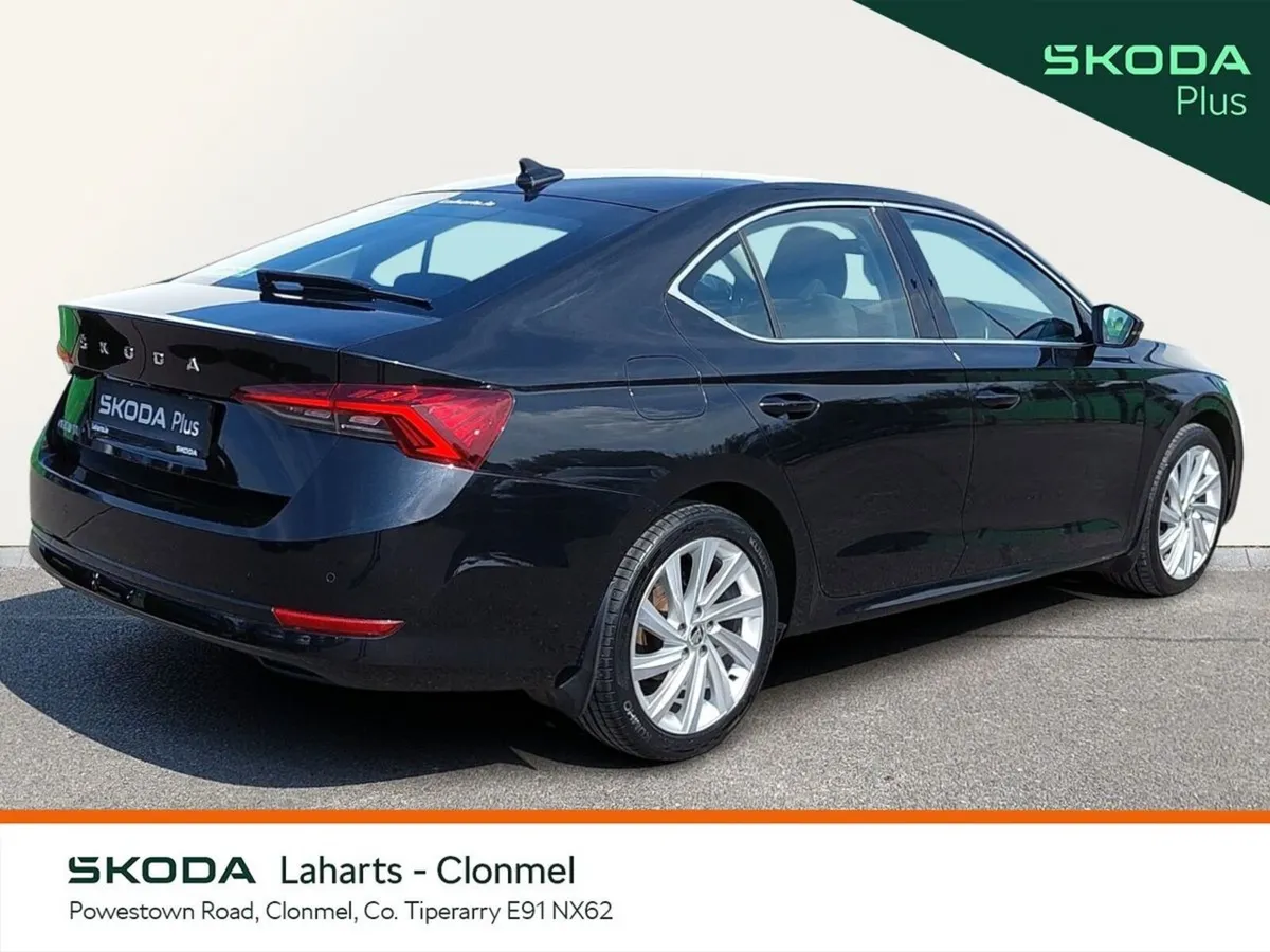 Skoda Octavia STYLE 2.0TDI 150HP *4.9% APR* - Image 3