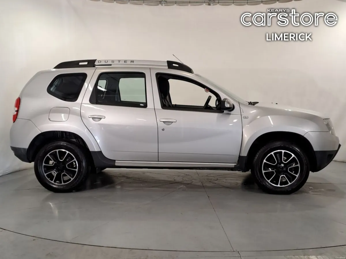 Dacia Duster 1.5 dCi 110 PRESTIGE - Image 2