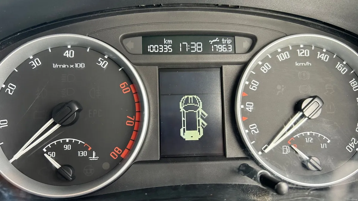 Skoda Fabia 2009 - Image 2
