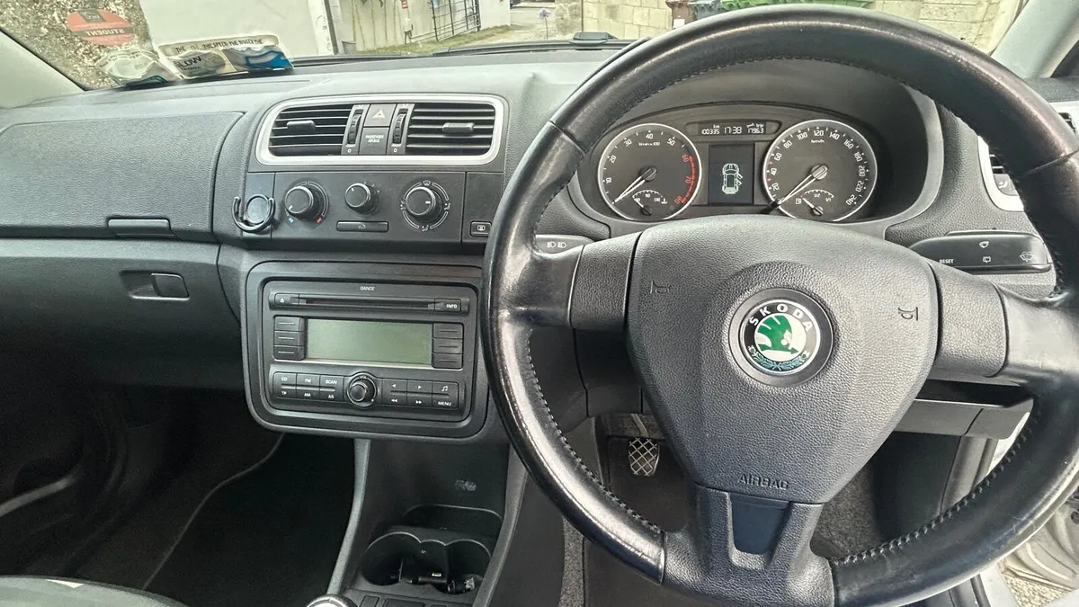 Skoda Fabia 2009 - Image 3