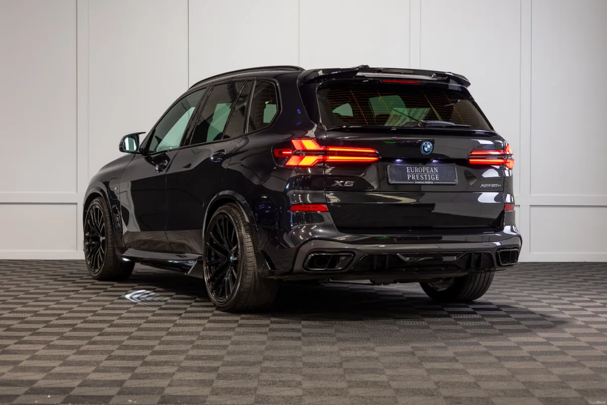 2026 BMW X5 X-Drive 50e M-Sport - Image 4