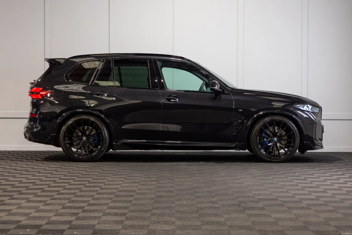 2026 BMW X5 X-Drive 50e M-Sport - Image 6